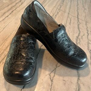 Alegria Keli flutter back